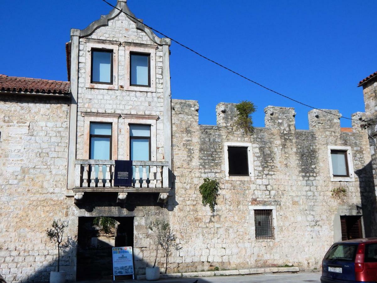 Apartment Marijeta Kaštela エクステリア 写真